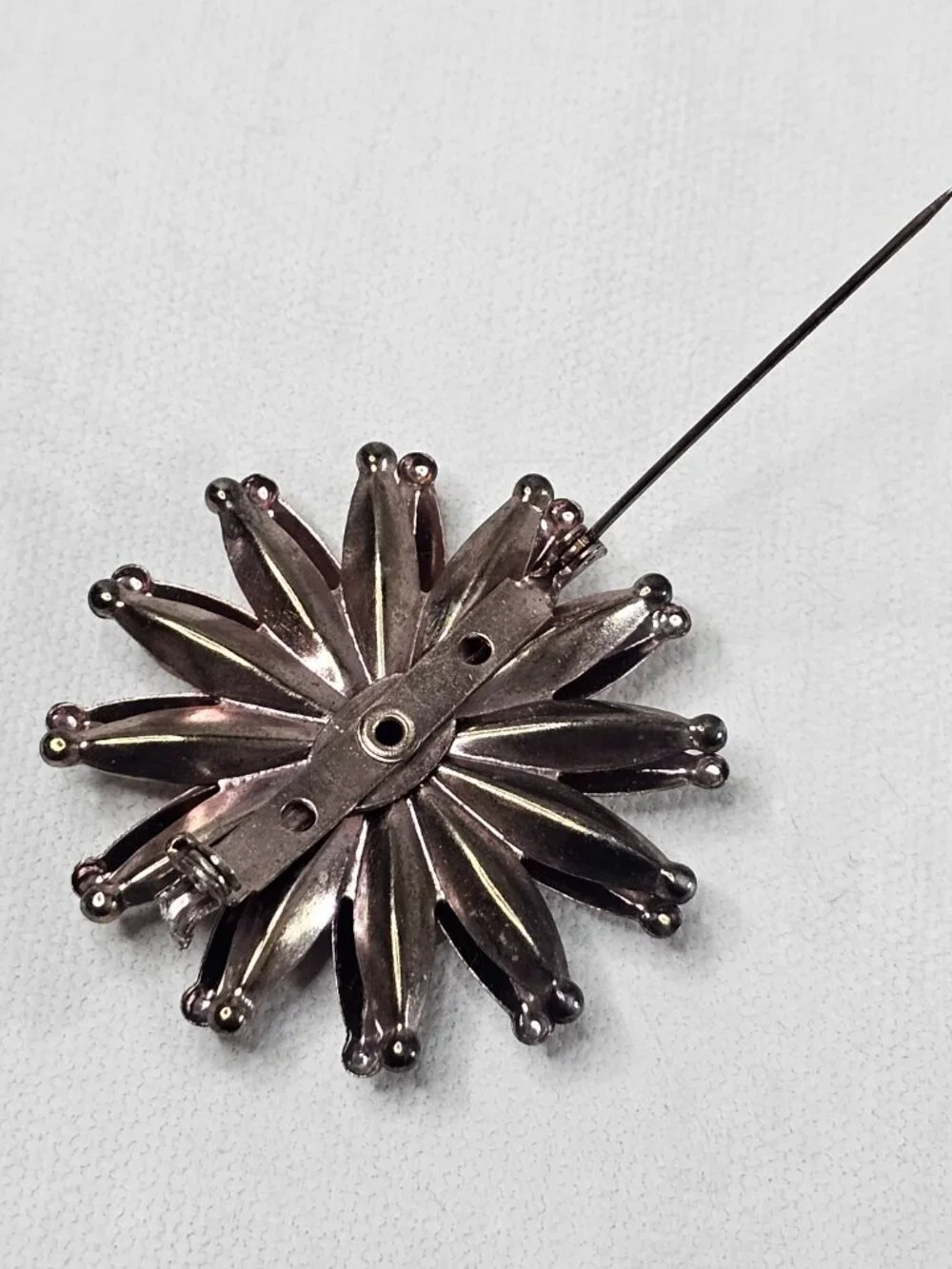 Vintage Atomic Starburst Brooch Blue Rhinestone Bronze Tone Unmarked Jewelry Pin